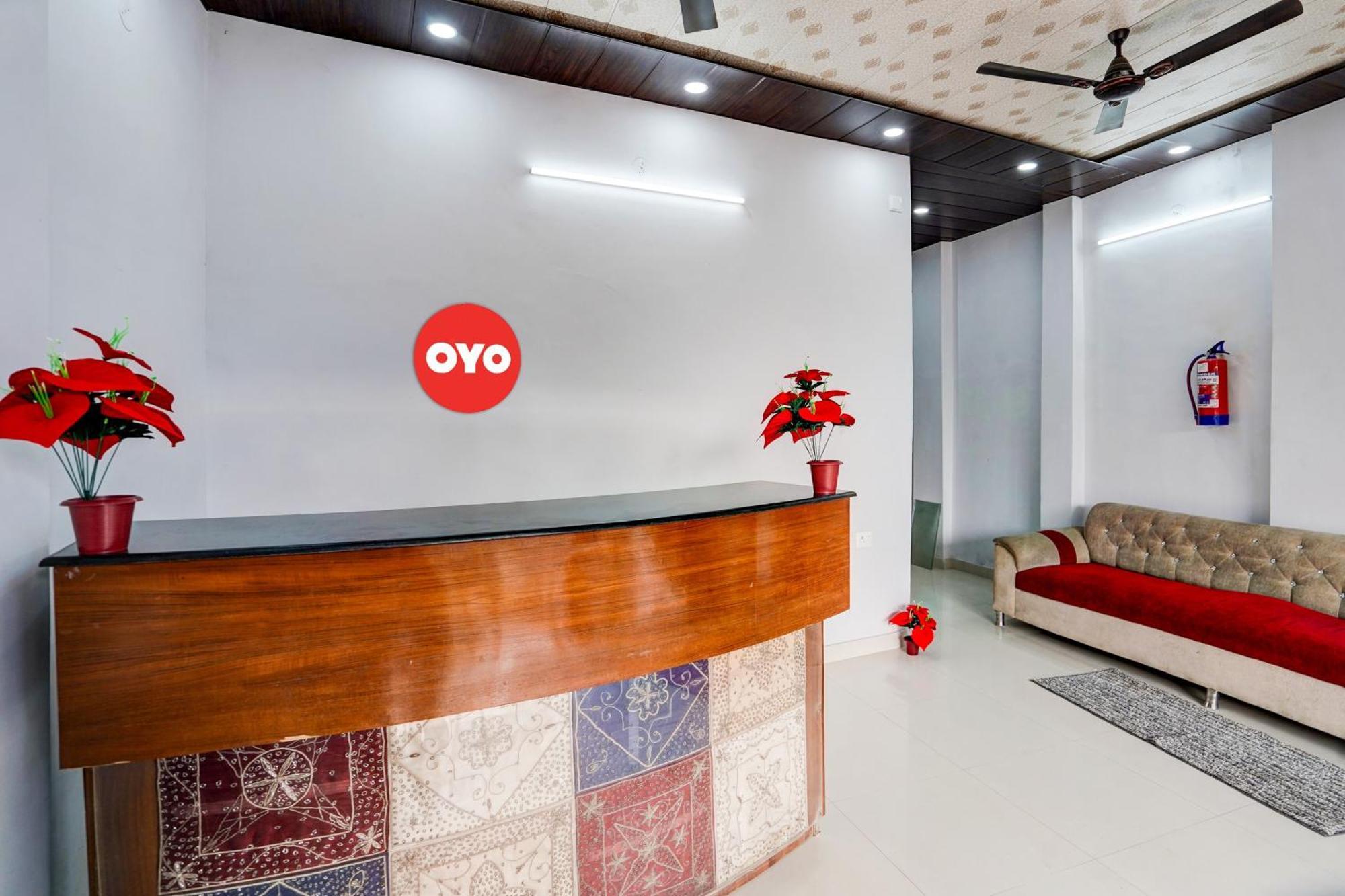 גאזיאבאד Oyo Flagship Evergreen Tower Hotel מראה חיצוני תמונה